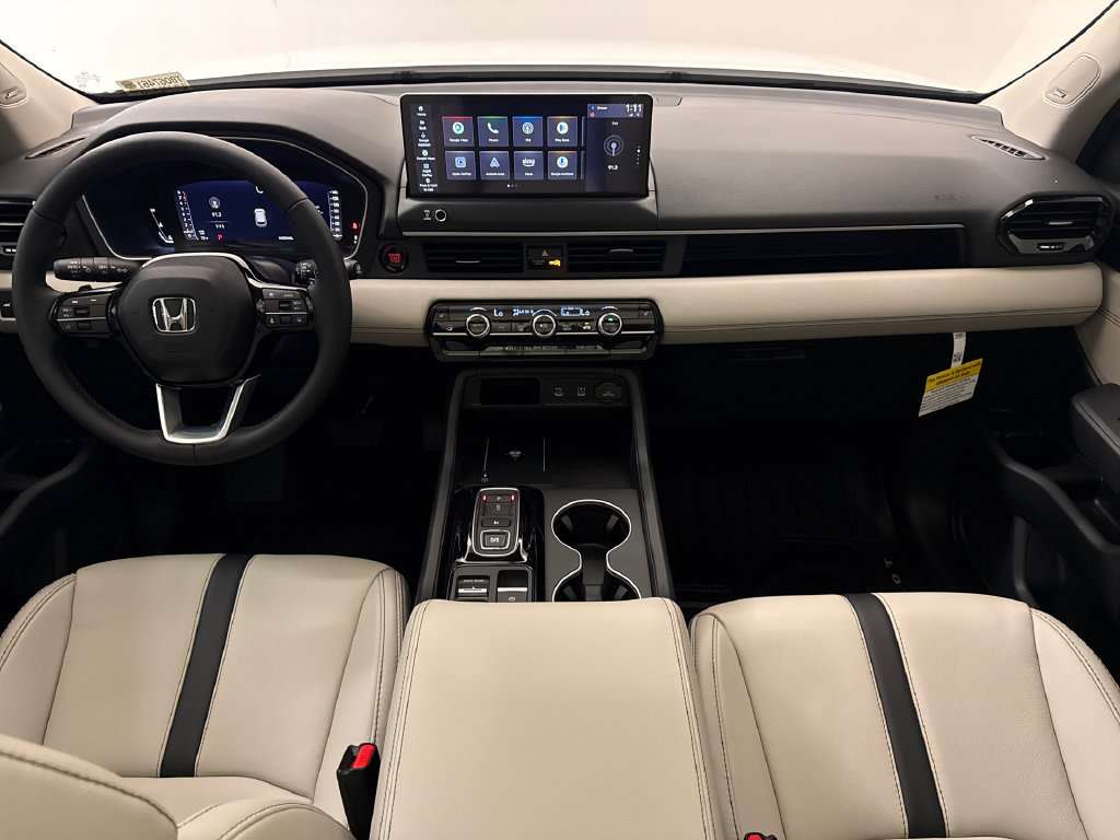 New 2026 Honda Pilot Touring image 13