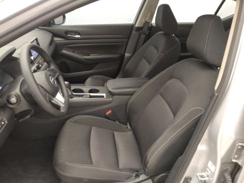 Used 2022 Nissan Altima 2.5 S FWD image 17