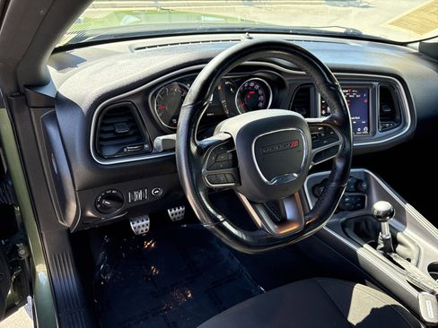 Used 2020 Dodge Challenger R/T Scat Pack RWD image 19