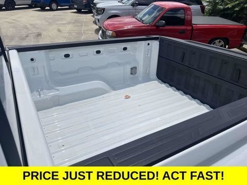 Used 2023 Chevrolet Colorado Z71 w/ Z71 Convenience Package 2 AWD/4WD image 12
