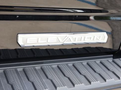 Used 2023 GMC Sierra 1500 Elevation RWD image 7