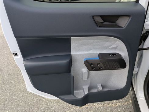 New 2025 Ford Maverick XLT w/ XLT Luxury Package image 26