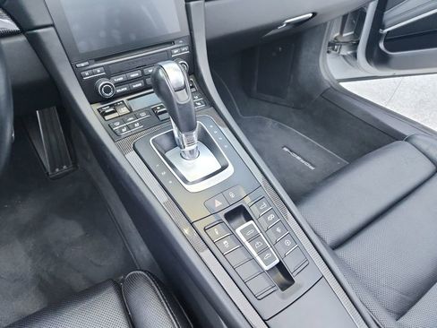 Used 2017 Porsche 911 Carrera 4S image 19