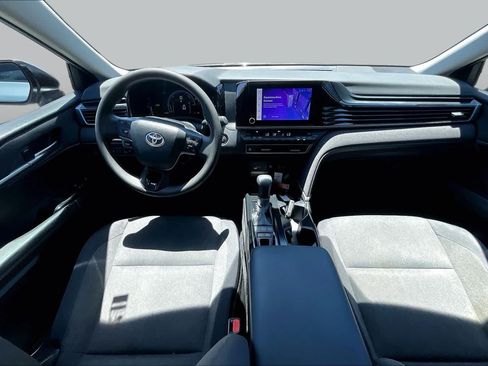 Used 2025 Toyota Camry LE w/ Convenience Package FWD image 15