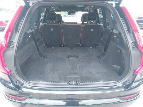 Used 2021 Volvo XC90 T6 Momentum w/ Advanced Package AWD/4WD image 44