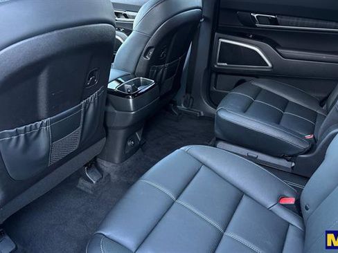 Used 2025 Kia Telluride EX image 14