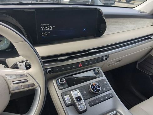 Used 2024 Hyundai Palisade Calligraphy image 25