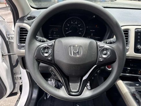 Used 2021 Honda HR-V EX image 41