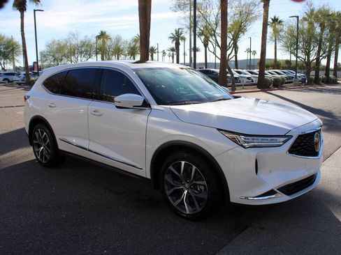 Used 2023 Acura MDX SH-AWD w/ Technology Package image 7