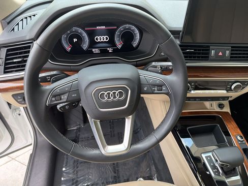 Used 2022 Audi Q5 2.0T Premium Plus AWD/4WD image 28