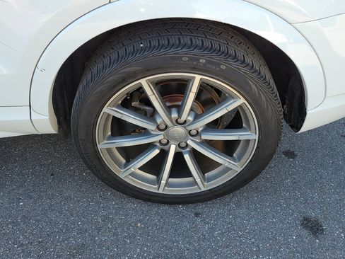 Used 2018 Audi Q3 2.0T Premium Plus w/ Premium Plus Package image 39