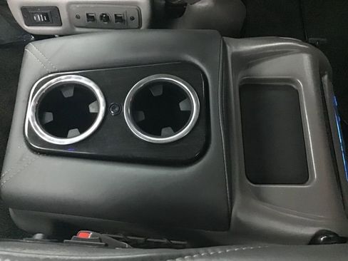 Used 2020 GMC Savana 2500 Extended w/ Enhanced Convenience Package image 26