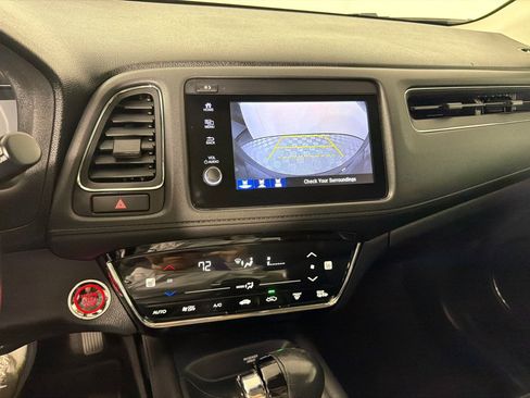 Used 2019 Honda HR-V EX-L image 16