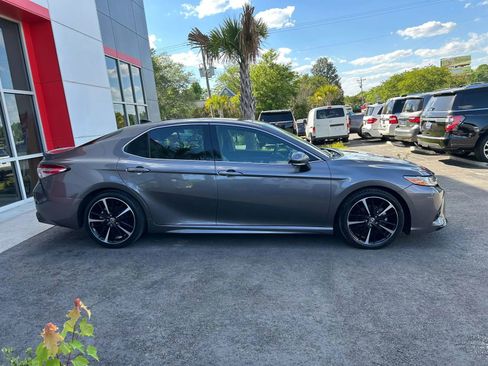 Used 2020 Toyota Camry XSE w/ Navigation Package image 8