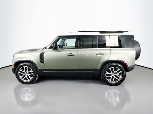 Used 2024 Land Rover Defender 110 S image 8