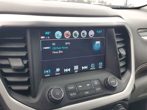 Used 2019 GMC Acadia SLT w/ LPO, Floor Liner Package image 23