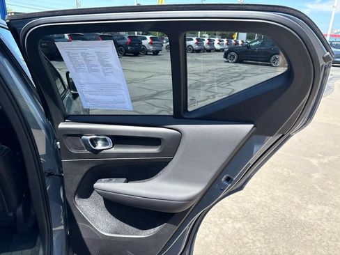 Certified 2023 Volvo XC40 B5 Plus w/ Driver Assist Package AWD/4WD image 35