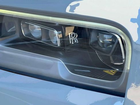 Used 2022 Rolls-Royce Cullinan Black Badge AWD/4WD image 21