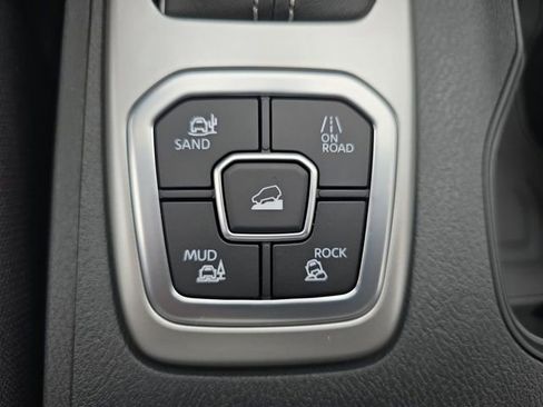 New 2026 Nissan Frontier SV w/ SV Convenience Package AWD/4WD image 29