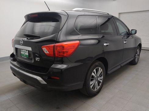 Used 2018 Nissan Pathfinder SV AWD/4WD image 9
