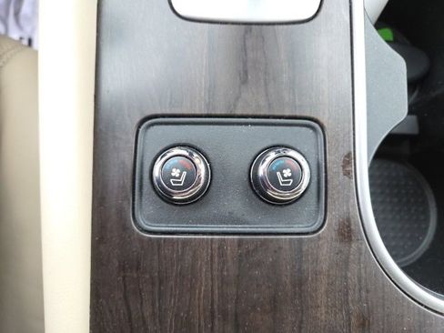 Used 2019 Nissan Murano Platinum image 9