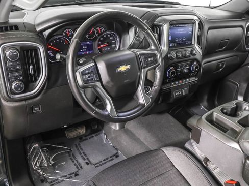Used 2021 Chevrolet Silverado 1500 LT image 4