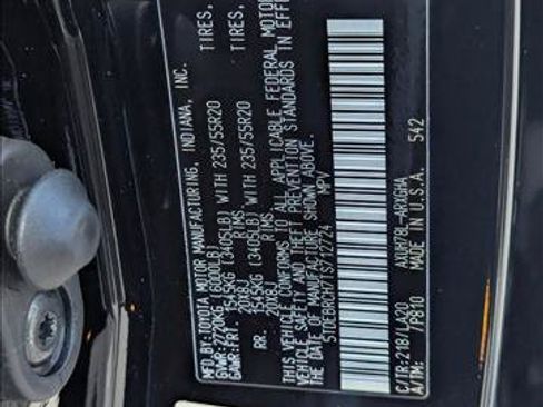 New 2026 Toyota Highlander Platinum AWD/4WD image 16