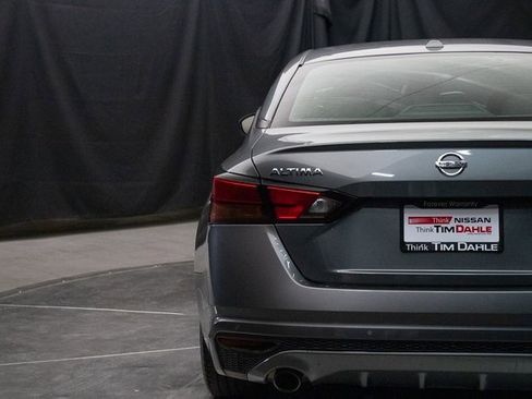 Used 2020 Nissan Altima 2.5 SR image 12