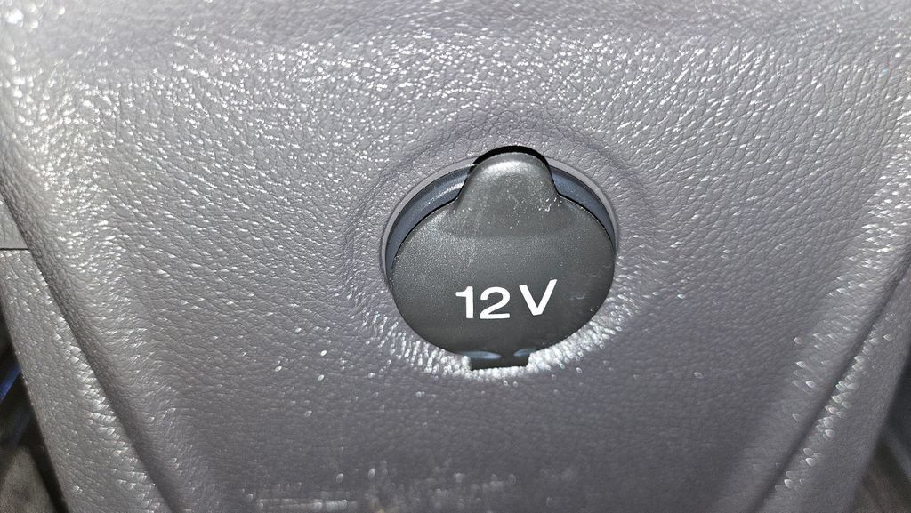 Used 2015 Ford Transit Connect XLT FWD image 28