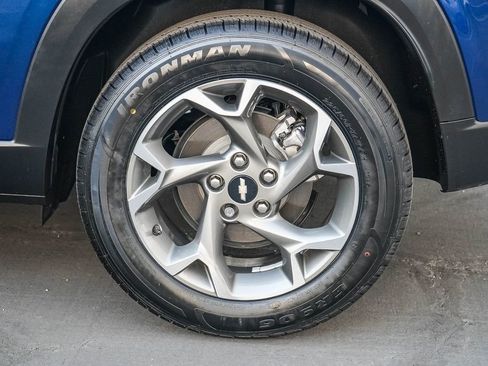 Used 2024 Chevrolet Trax LT w/ Driver Confidence Package FWD image 10