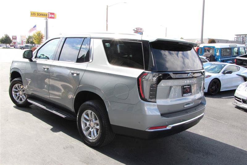 Used 2025 Chevrolet Tahoe LT w/ Comfort Package AWD/4WD image 5