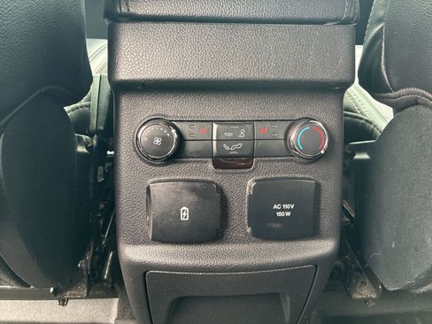 Used 2019 Ford Explorer Limited w/ Class III Trailer Tow Package AWD/4WD image 11