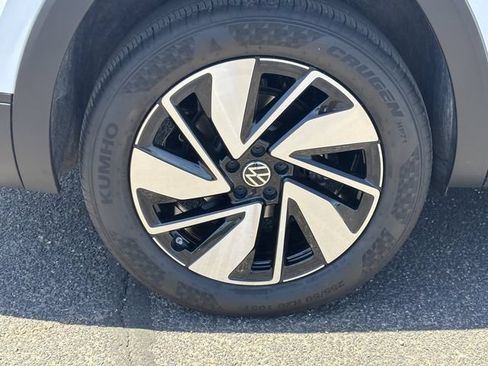 Used 2025 Volkswagen Atlas SE AWD/4WD image 9