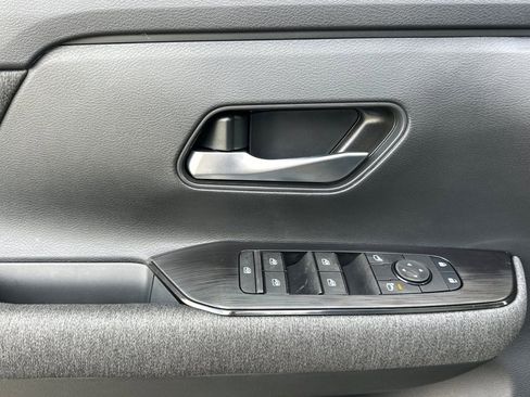 New 2026 Nissan Kicks SV w/ SV Premium Package image 8