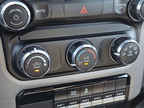 New 2024 RAM 2500 Tradesman w/ Chrome Appearance Group image 17