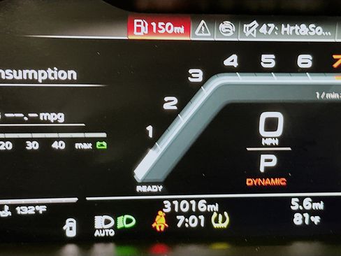 Used 2023 Audi SQ8 Premium Plus w/ SQ8 Luxury Package image 9