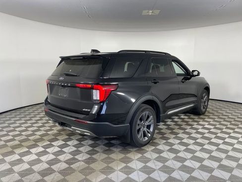 Used 2025 Ford Explorer Active w/ Active Comfort Package AWD/4WD image 15