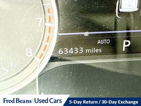 Used 2023 Nissan Pathfinder SL AWD/4WD image 17