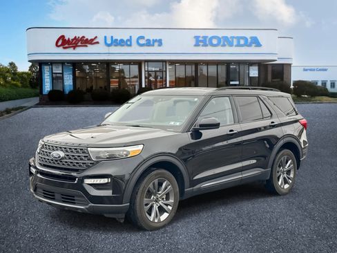 Used 2023 Ford Explorer XLT w/ Equipment Group 202A image 1