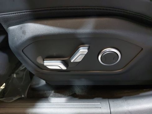 Used 2025 Hyundai Santa Fe SEL AWD/4WD image 30