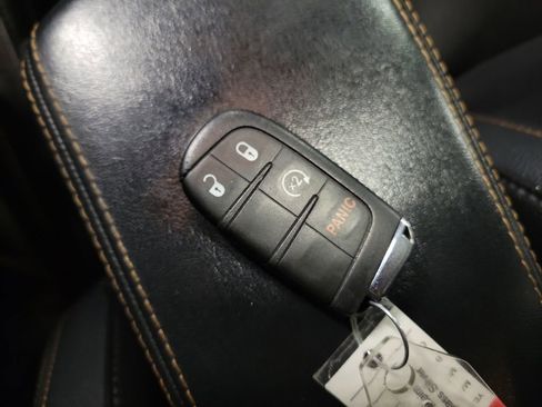 Used 2018 Jeep Compass Limited w/ Navigation Group image 16