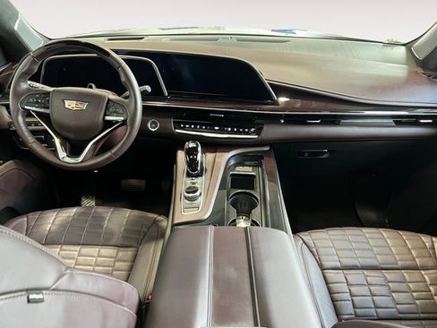 Certified 2023 Cadillac Escalade ESV Sport Platinum w/ LPO, ONYX Package AWD/4WD image 8