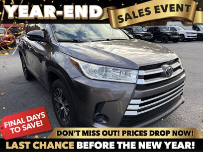 Used 2019 Toyota Highlander LE