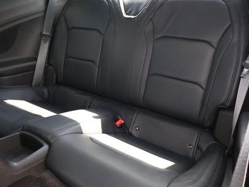 Used 2021 Chevrolet Camaro LT w/ Technology Package image 18