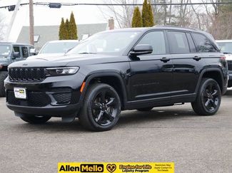 Used 2023 Jeep Grand Cherokee Altitude video 1