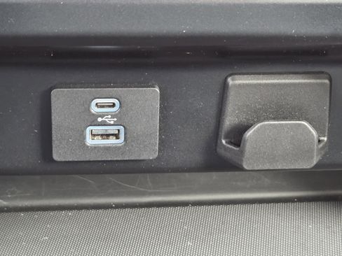 Used 2023 Ford F150 XLT image 22