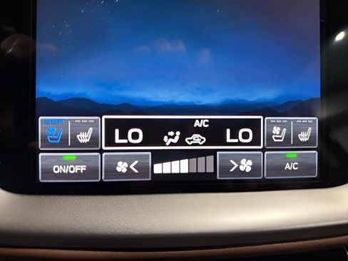 Certified 2025 Subaru Outback Touring XT w/ Tech Package 2 AWD/4WD image 22