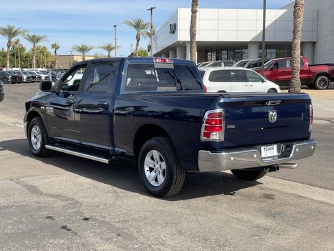 Certified 2020 RAM 1500 Classic SLT w/ Luxury Group image 4