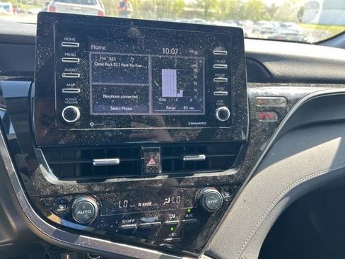 Used 2022 Toyota Camry LE FWD image 7