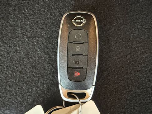 Used 2026 Nissan Kicks SR FWD image 29
